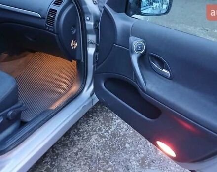 Сірий Рено Лагуна, об'ємом двигуна 1.6 л та пробігом 252 тис. км за 3900 $, фото 29 на Automoto.ua
