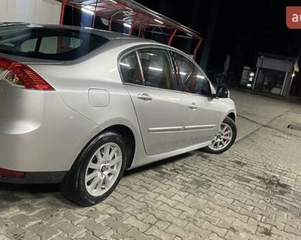 Сірий Рено Лагуна, об'ємом двигуна 2 л та пробігом 360 тис. км за 6200 $, фото 8 на Automoto.ua