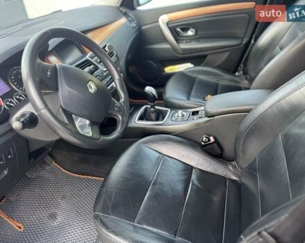 Серый Рено Лагуна, объемом двигателя 2 л и пробегом 271 тыс. км за 5700 $, фото 27 на Automoto.ua