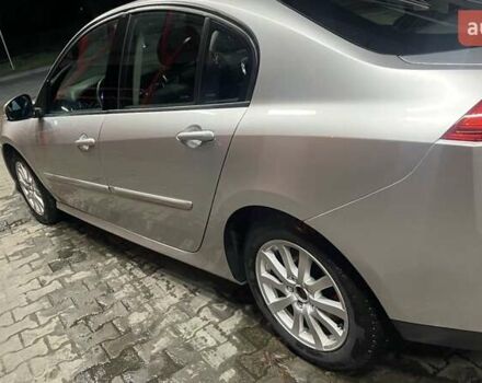 Сірий Рено Лагуна, об'ємом двигуна 2 л та пробігом 360 тис. км за 6200 $, фото 6 на Automoto.ua