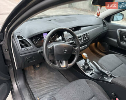 Серый Рено Лагуна, объемом двигателя 1.46 л и пробегом 272 тыс. км за 4600 $, фото 10 на Automoto.ua