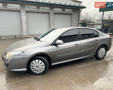 Сірий Рено Лагуна, об'ємом двигуна 1.5 л та пробігом 246 тис. км за 4999 $, фото 8 на Automoto.ua