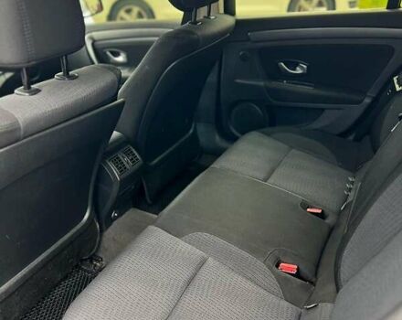 Серый Рено Лагуна, объемом двигателя 2 л и пробегом 314 тыс. км за 4999 $, фото 8 на Automoto.ua