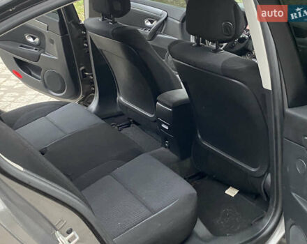 Сірий Рено Лагуна, об'ємом двигуна 2 л та пробігом 388 тис. км за 5300 $, фото 14 на Automoto.ua