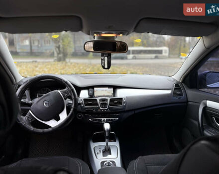 Серый Рено Лагуна, объемом двигателя 2 л и пробегом 299 тыс. км за 6800 $, фото 5 на Automoto.ua