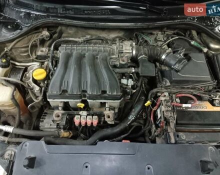 Серый Рено Лагуна, объемом двигателя 2 л и пробегом 368 тыс. км за 4600 $, фото 5 на Automoto.ua