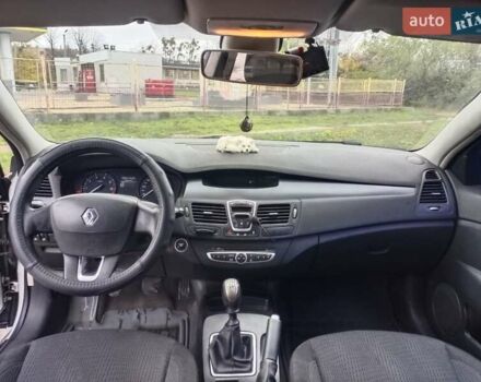 Рено Лагуна 2008 в Харькове на Automoto.ua Серый Рено Лагуна, объемом двигателя 1.6 л и пробегом 256 тыс. км за 5700 $, фото 8 на Automoto.ua