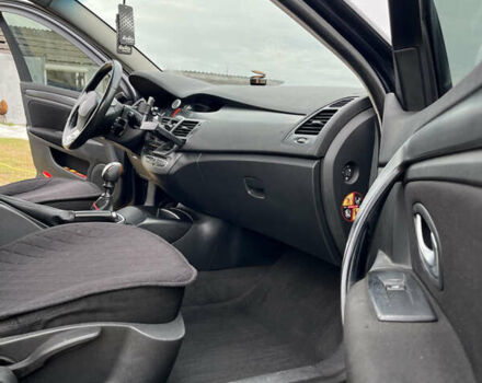 Серый Рено Лагуна, объемом двигателя 1.46 л и пробегом 450 тыс. км за 4700 $, фото 31 на Automoto.ua