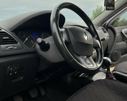 Серый Рено Лагуна, объемом двигателя 1.46 л и пробегом 450 тыс. км за 4700 $, фото 34 на Automoto.ua