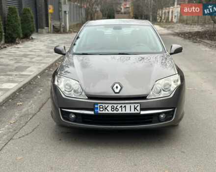 Серый Рено Лагуна, объемом двигателя 1.46 л и пробегом 272 тыс. км за 4600 $, фото 2 на Automoto.ua