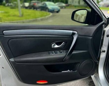 Серый Рено Лагуна, объемом двигателя 2 л и пробегом 314 тыс. км за 4999 $, фото 11 на Automoto.ua