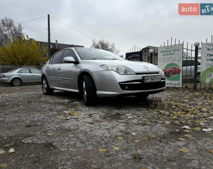 Серый Рено Лагуна, объемом двигателя 2 л и пробегом 299 тыс. км за 6800 $, фото 2 на Automoto.ua