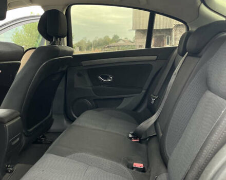 Серый Рено Лагуна, объемом двигателя 1.46 л и пробегом 450 тыс. км за 4700 $, фото 39 на Automoto.ua