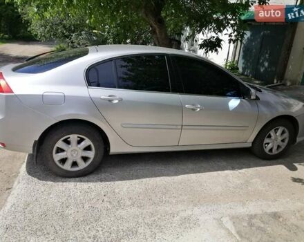 Серый Рено Лагуна, объемом двигателя 2 л и пробегом 183 тыс. км за 5500 $, фото 5 на Automoto.ua