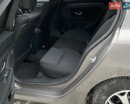 Сірий Рено Лагуна, об'ємом двигуна 2 л та пробігом 388 тис. км за 5300 $, фото 13 на Automoto.ua