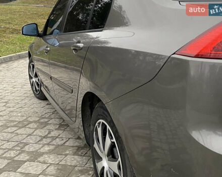 Сірий Рено Лагуна, об'ємом двигуна 2 л та пробігом 388 тис. км за 5300 $, фото 8 на Automoto.ua