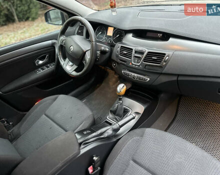 Серый Рено Лагуна, объемом двигателя 1.46 л и пробегом 272 тыс. км за 4600 $, фото 13 на Automoto.ua