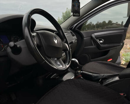 Серый Рено Лагуна, объемом двигателя 1.46 л и пробегом 450 тыс. км за 4700 $, фото 24 на Automoto.ua