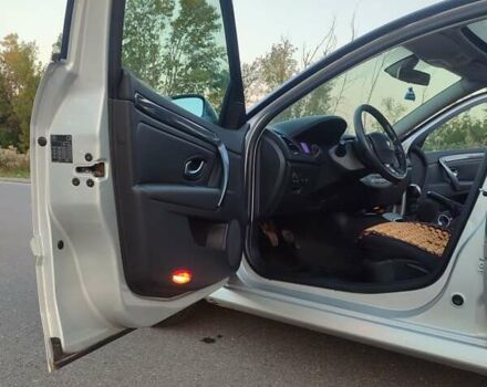 Серый Рено Лагуна, объемом двигателя 1.5 л и пробегом 277 тыс. км за 5850 $, фото 17 на Automoto.ua