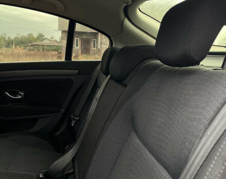 Серый Рено Лагуна, объемом двигателя 1.46 л и пробегом 450 тыс. км за 4700 $, фото 32 на Automoto.ua