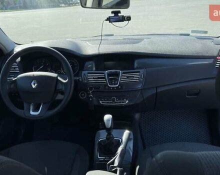 Сірий Рено Лагуна, об'ємом двигуна 2 л та пробігом 360 тис. км за 6200 $, фото 12 на Automoto.ua