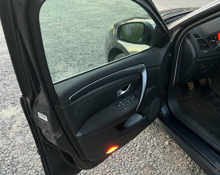 Серый Рено Лагуна, объемом двигателя 1.5 л и пробегом 256 тыс. км за 6000 $, фото 21 на Automoto.ua