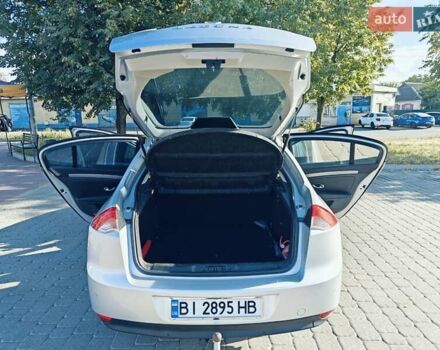 Серый Рено Лагуна, объемом двигателя 2 л и пробегом 230 тыс. км за 6950 $, фото 29 на Automoto.ua