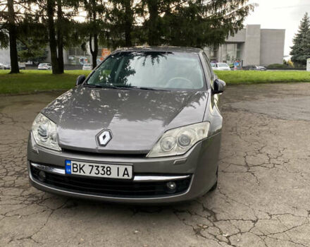 Серый Рено Лагуна, объемом двигателя 2 л и пробегом 314 тыс. км за 5999 $, фото 3 на Automoto.ua