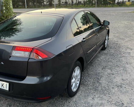 Серый Рено Лагуна, объемом двигателя 1.5 л и пробегом 256 тыс. км за 6000 $, фото 11 на Automoto.ua