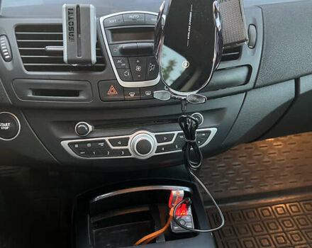 Серый Рено Лагуна, объемом двигателя 1.5 л и пробегом 256 тыс. км за 6000 $, фото 35 на Automoto.ua