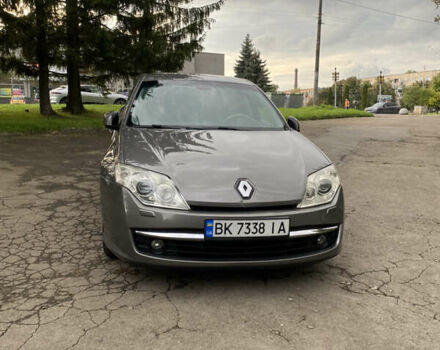 Серый Рено Лагуна, объемом двигателя 2 л и пробегом 314 тыс. км за 5999 $, фото 6 на Automoto.ua