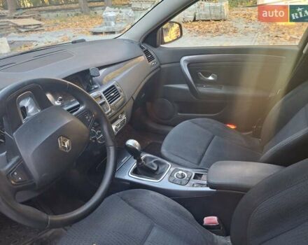 Рено Лагуна 2010 в Львове на Automoto.ua Серый Рено Лагуна, объемом двигателя 1.46 л и пробегом 273 тыс. км за 5300 $, фото 6 на Automoto.ua