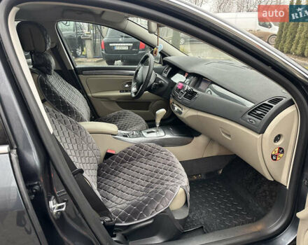 Серый Рено Лагуна, объемом двигателя 1.9 л и пробегом 230 тыс. км за 10000 $, фото 19 на Automoto.ua