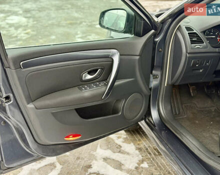 Серый Рено Лагуна, объемом двигателя 1.5 л и пробегом 184 тыс. км за 7150 $, фото 9 на Automoto.ua