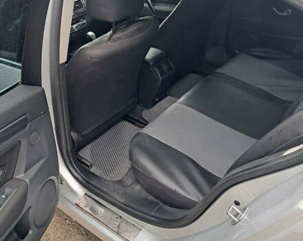 Рено Лагуна 2010 в Пустомытах на Automoto.ua Серый Рено Лагуна, объемом двигателя 1.46 л и пробегом 250 тыс. км за 5500 $, фото 9 на Automoto.ua