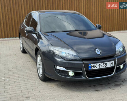 Серый Рено Лагуна, объемом двигателя 1.5 л и пробегом 185 тыс. км за 7250 $, фото 2 на Automoto.ua