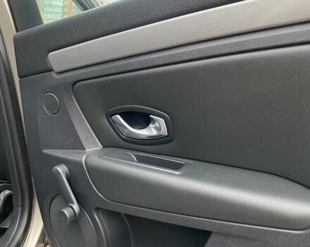 Сірий Рено Лагуна, об'ємом двигуна 1.46 л та пробігом 224 тис. км за 6800 $, фото 15 на Automoto.ua