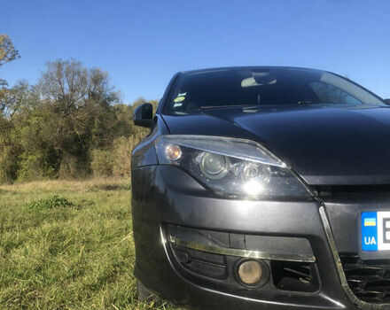 Серый Рено Лагуна, объемом двигателя 1.46 л и пробегом 280 тыс. км за 6500 $, фото 5 на Automoto.ua