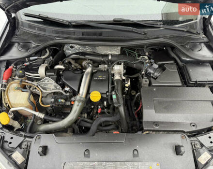 Серый Рено Лагуна, объемом двигателя 1.46 л и пробегом 290 тыс. км за 6500 $, фото 18 на Automoto.ua