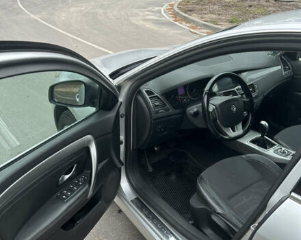 Серый Рено Лагуна, объемом двигателя 1.5 л и пробегом 327 тыс. км за 7000 $, фото 8 на Automoto.ua