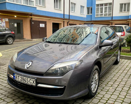 Рено Лагуна 2011 в Ивано-Франковске на Automoto.ua Серый Рено Лагуна, объемом двигателя 1.46 л и пробегом 224 тыс. км за 7400 $, фото 7 на Automoto.ua