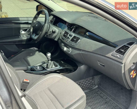 Серый Рено Лагуна, объемом двигателя 1.5 л и пробегом 185 тыс. км за 7250 $, фото 6 на Automoto.ua