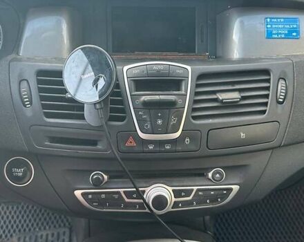 Серый Рено Лагуна, объемом двигателя 2 л и пробегом 210 тыс. км за 5400 $, фото 12 на Automoto.ua