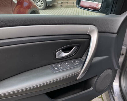 Рено Лагуна 2011 в Ивано-Франковске на Automoto.ua Серый Рено Лагуна, объемом двигателя 1.46 л и пробегом 224 тыс. км за 7400 $, фото 9 на Automoto.ua