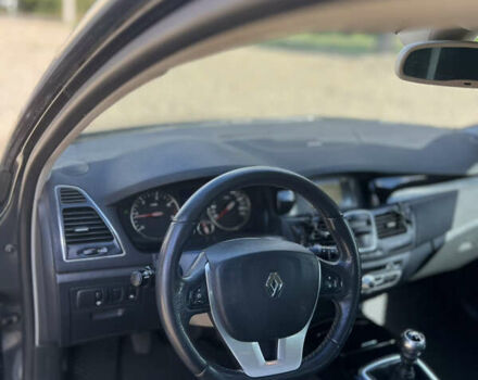 Серый Рено Лагуна, объемом двигателя 2 л и пробегом 275 тыс. км за 6900 $, фото 22 на Automoto.ua