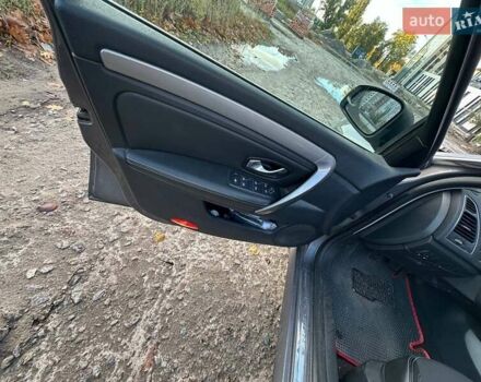 Серый Рено Лагуна, объемом двигателя 2 л и пробегом 210 тыс. км за 5400 $, фото 15 на Automoto.ua