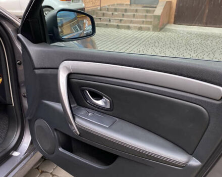 Рено Лагуна 2011 в Ивано-Франковске на Automoto.ua Серый Рено Лагуна, объемом двигателя 1.46 л и пробегом 224 тыс. км за 7400 $, фото 15 на Automoto.ua