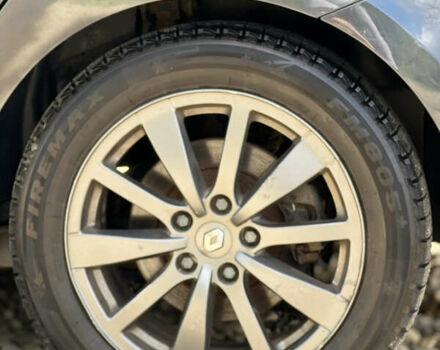 Серый Рено Лагуна, объемом двигателя 2 л и пробегом 275 тыс. км за 6900 $, фото 15 на Automoto.ua