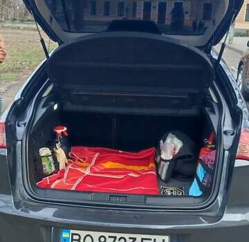 Серый Рено Лагуна, объемом двигателя 2 л и пробегом 220 тыс. км за 8299 $, фото 4 на Automoto.ua