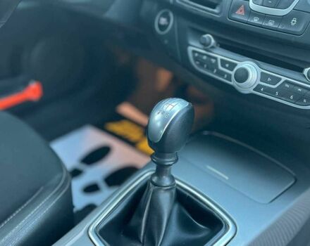 Рено Лагуна 2012 в Коломые на Automoto.ua Серый Рено Лагуна, объемом двигателя 1.5 л и пробегом 238 тыс. км за 7800 $, фото 13 на Automoto.ua